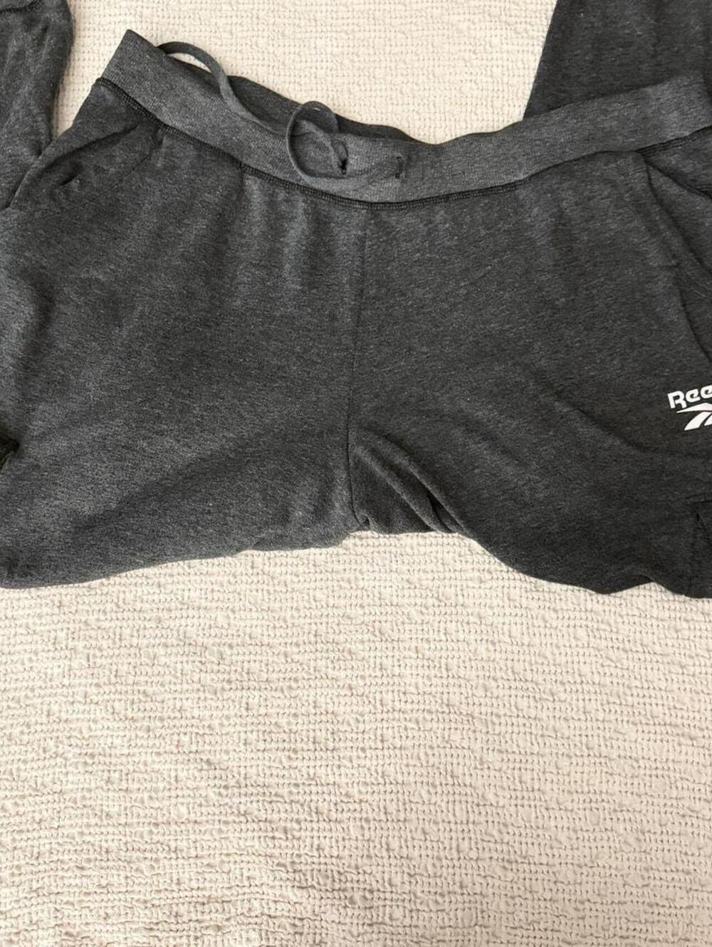 Reebok Cargo Jogger Sweatpants